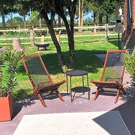 Le Domaine Des Volets Bleus