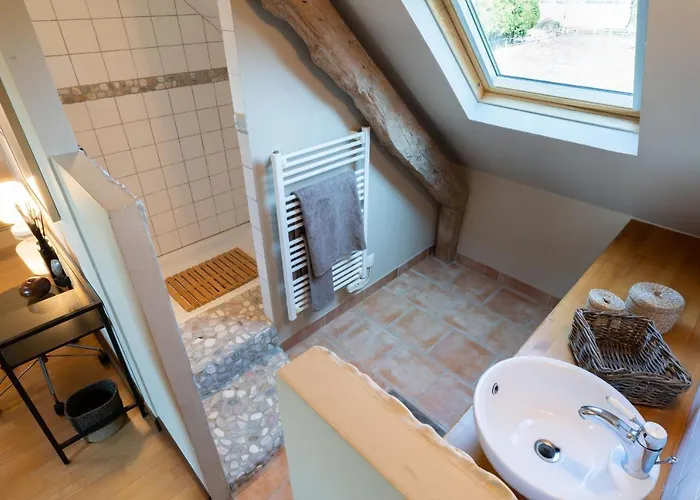 Le Domaine Des Volets Bleus Бёзвиль